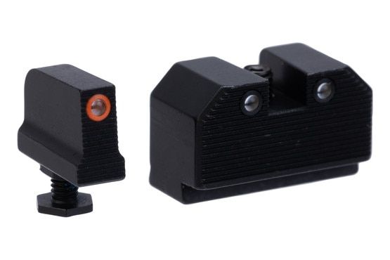 Optic height night sight set for GLOCK 17.